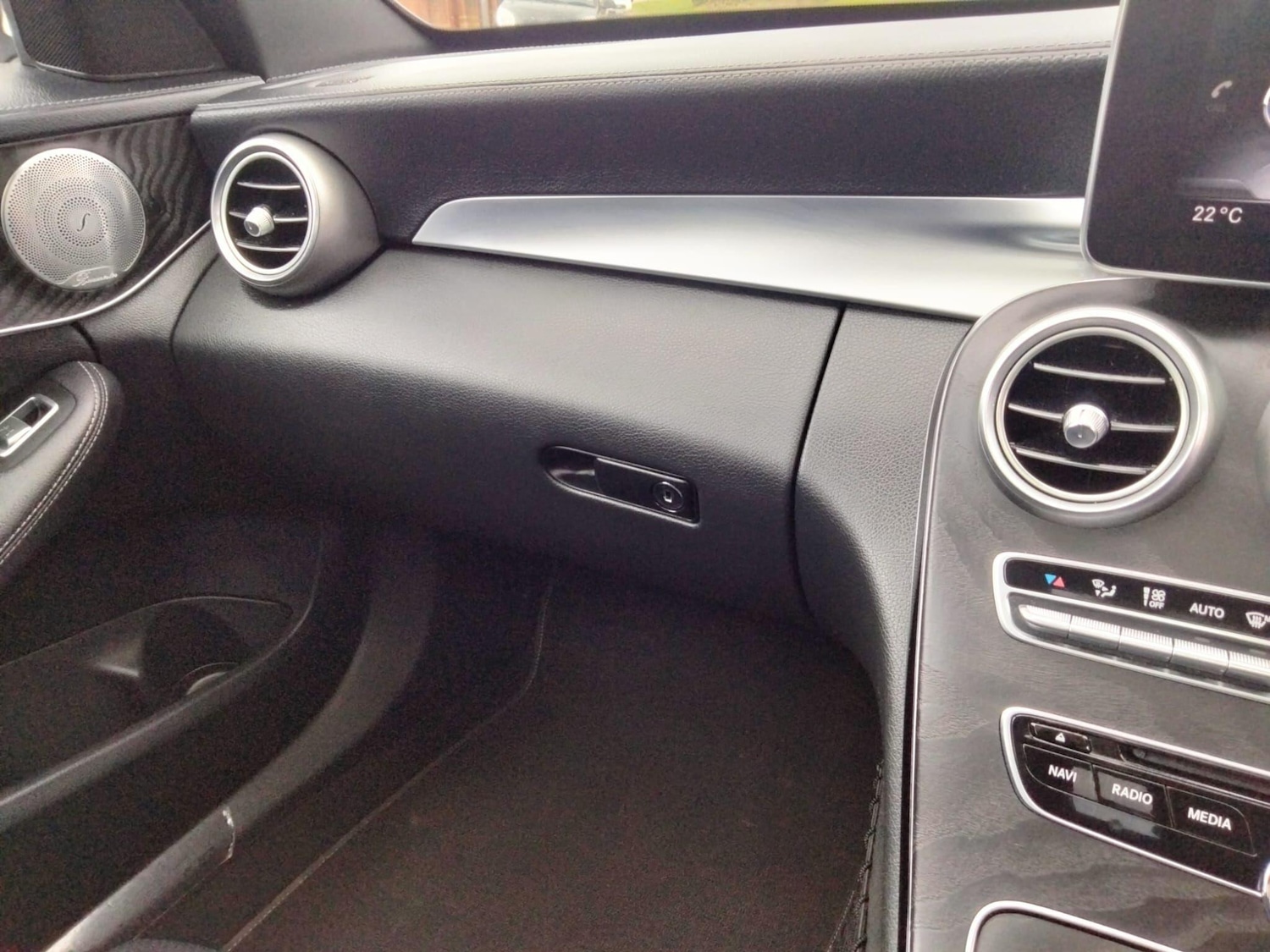 Used Mercedes-Benz C Class 2016 for sale - 77709955: Photo 40