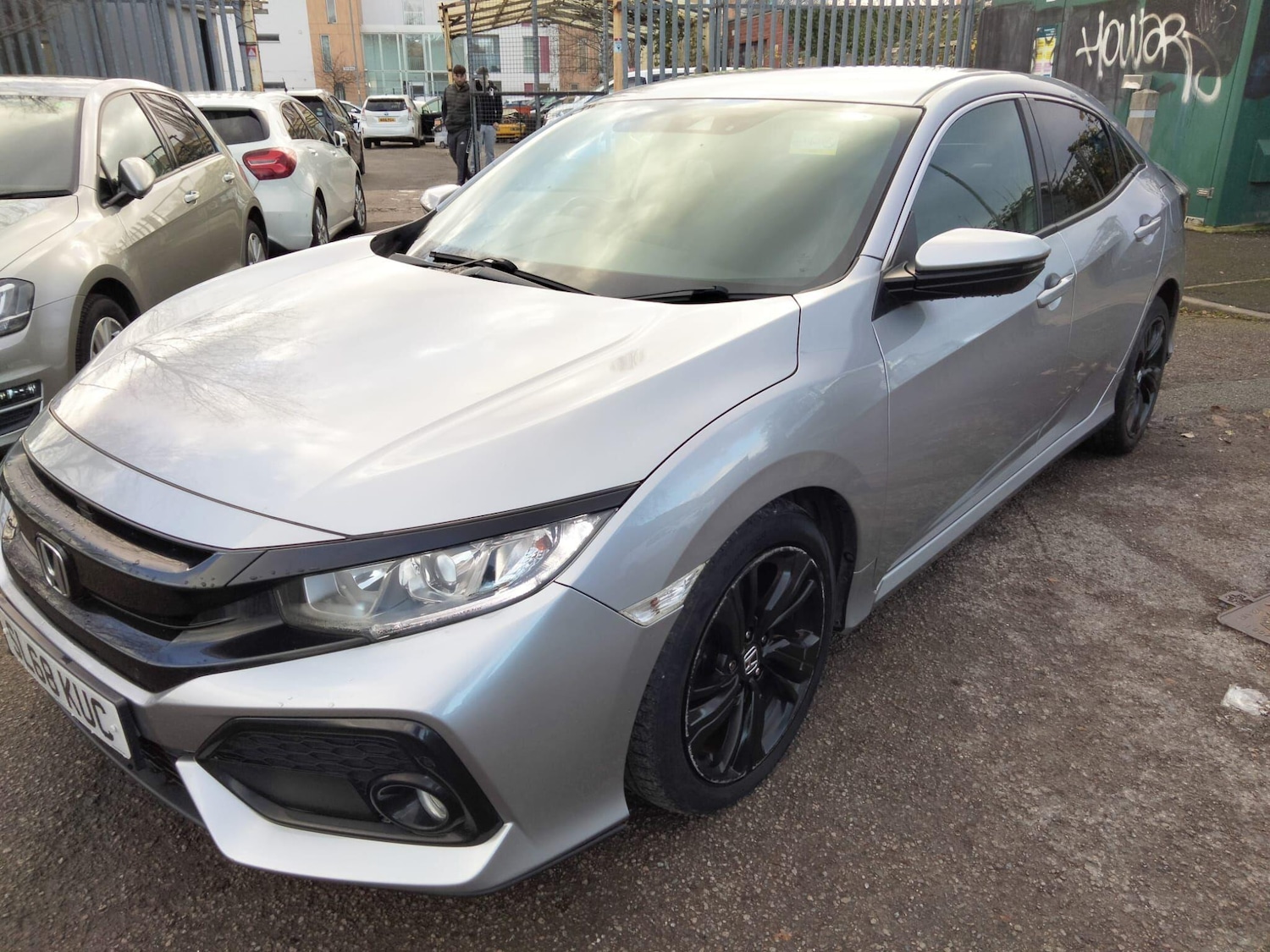 Used Honda Civic 2018 for sale - 76899511: Photo 16