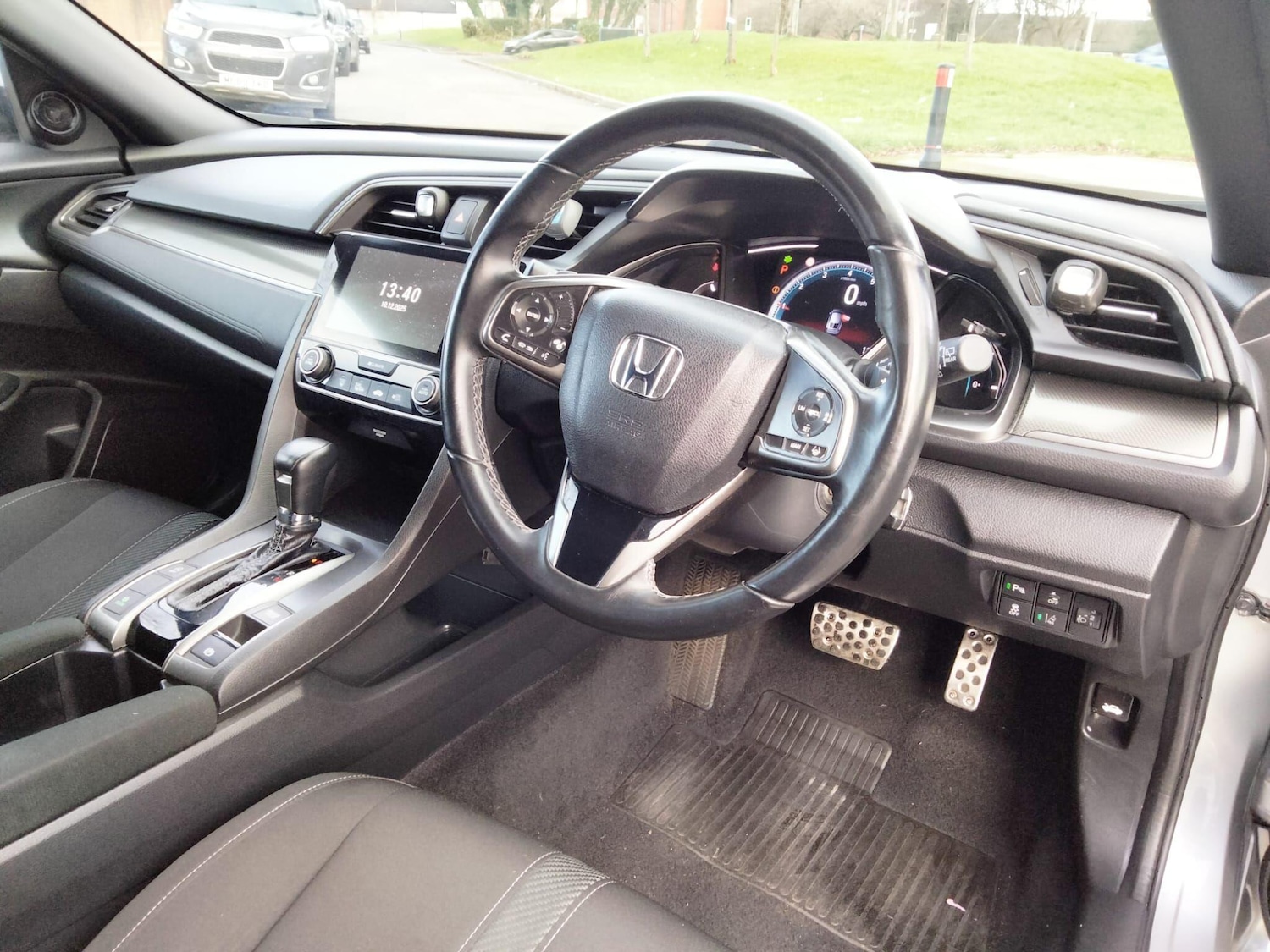 Used Honda Civic 2018 for sale - 76899511: Photo 27