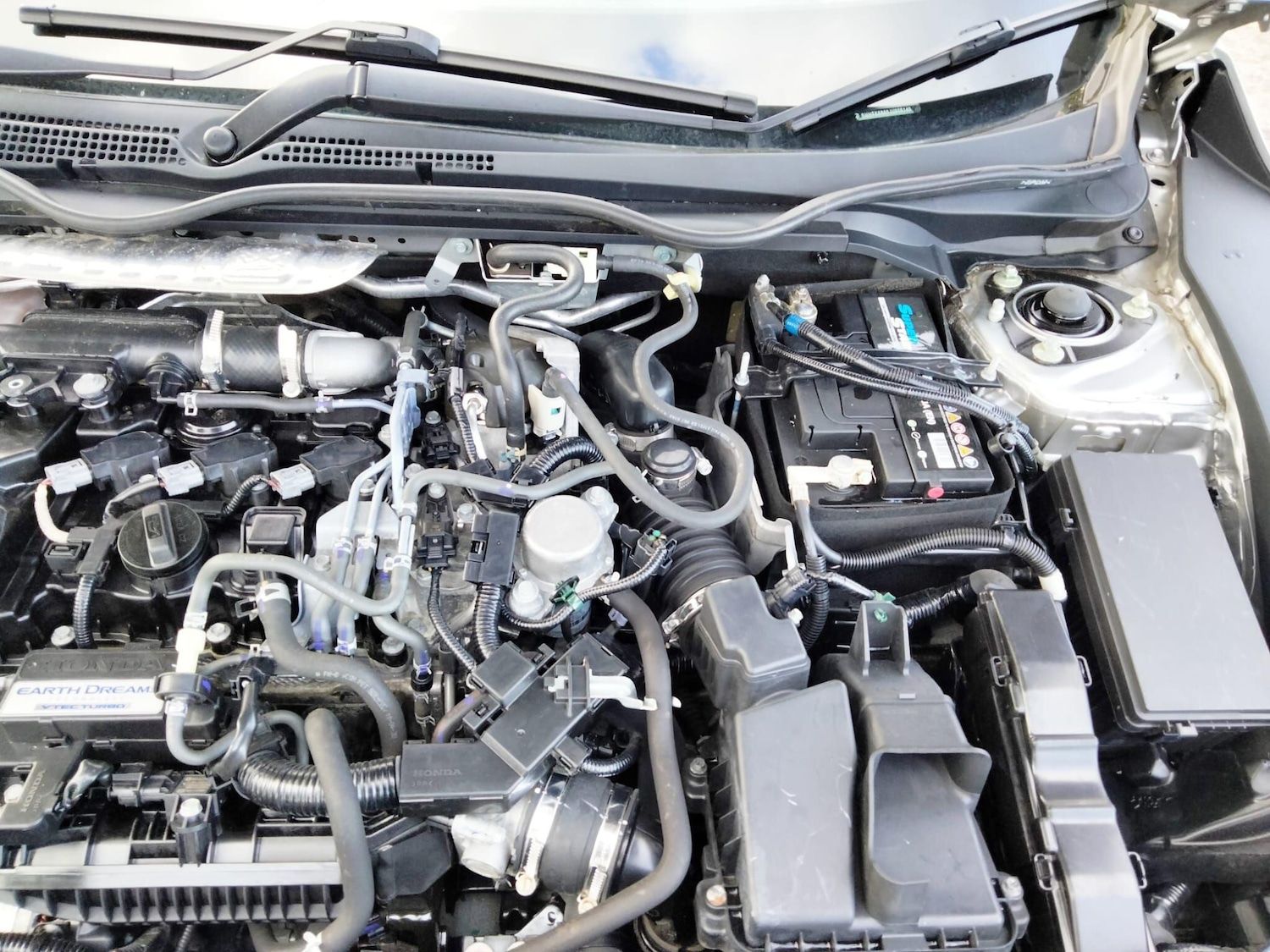 Used Honda Civic 2018 for sale - 76899511: Photo 46