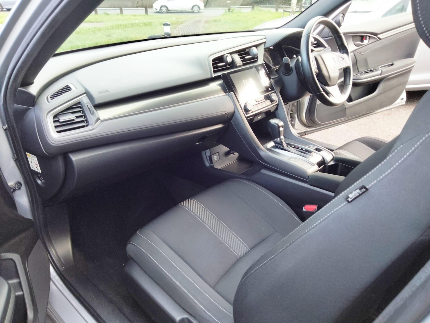 Used Honda Civic 2018 for sale - 76899511: Photo 47