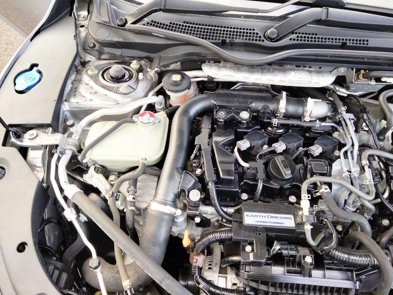 Used Honda Civic 2018 for sale - 76899511: Photo 49