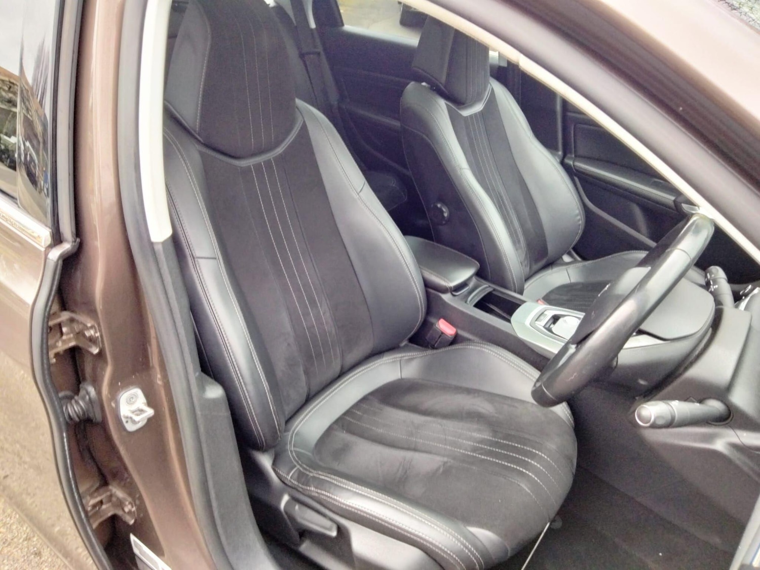 Used Peugeot 308 2014 for sale - 77670994: Photo 35