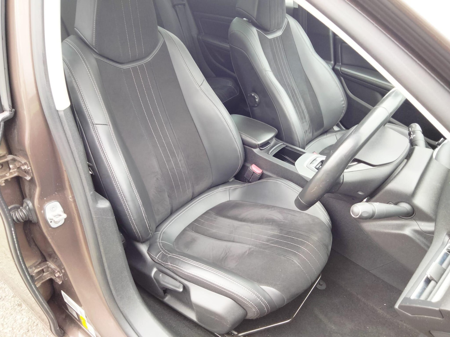 Used Peugeot 308 2014 for sale - 77670994: Photo 38