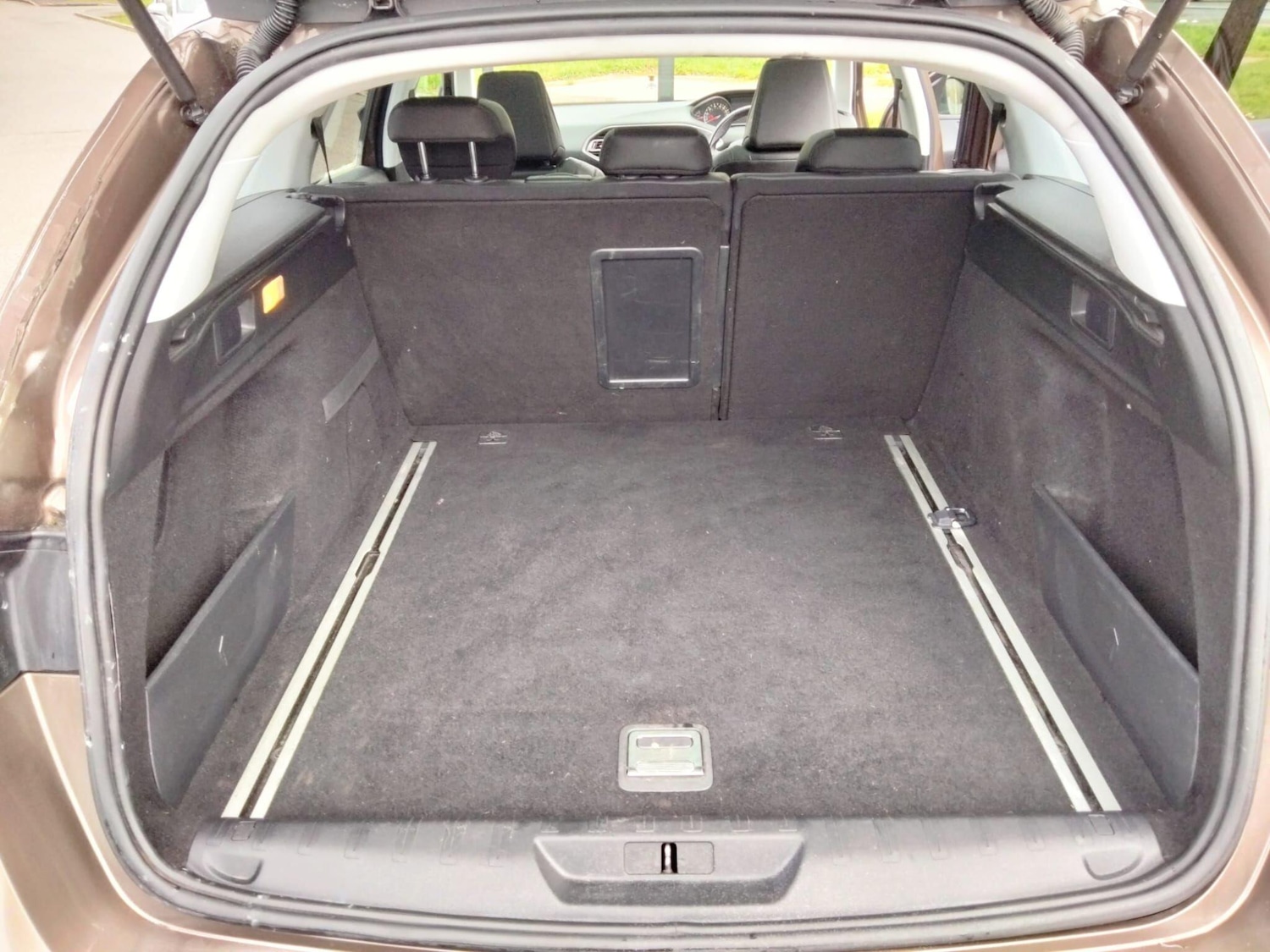 Used Peugeot 308 2014 for sale - 77670994: Photo 41