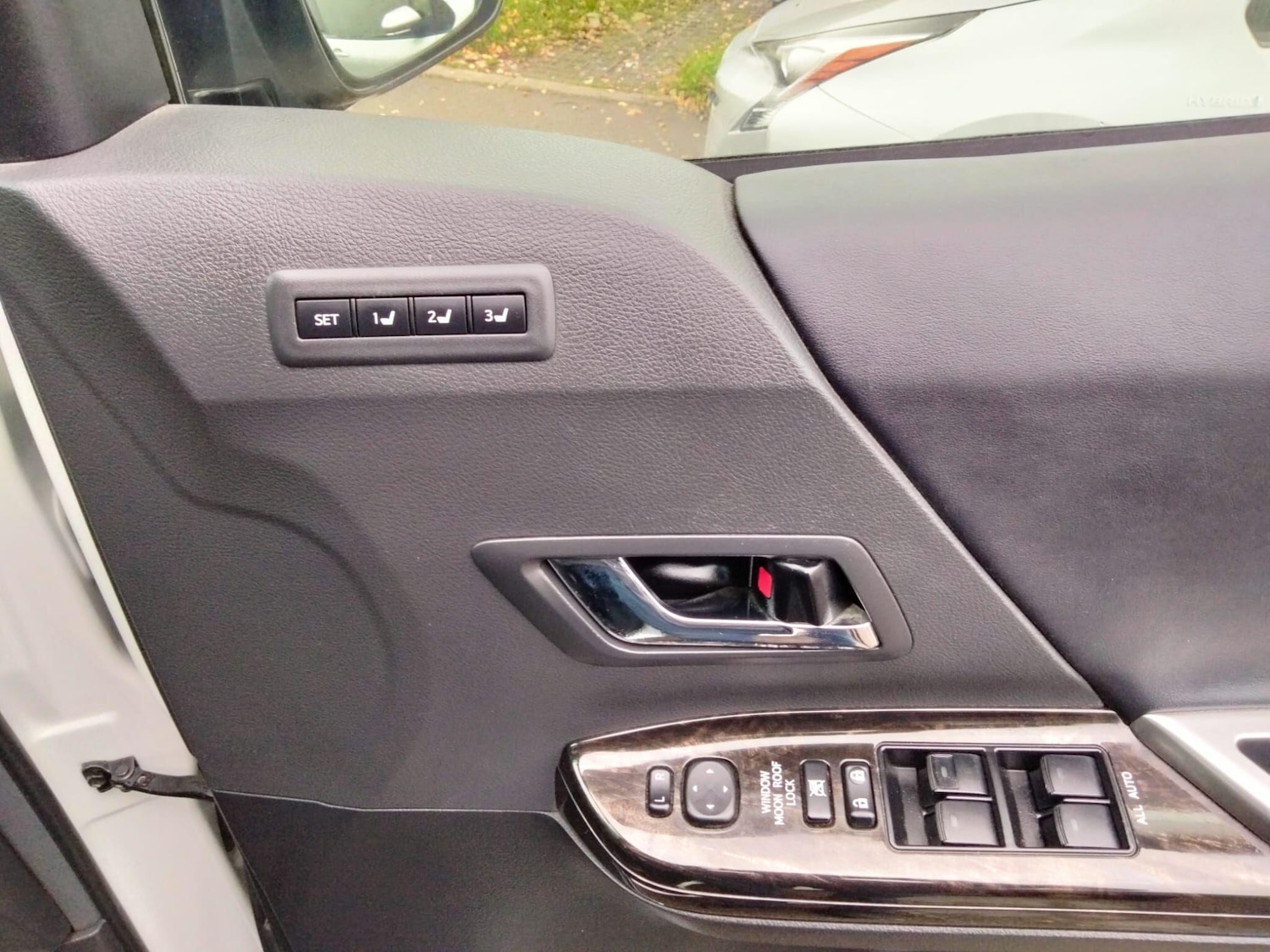 Used Toyota Vellfire for sale - 76512478: Photo 49