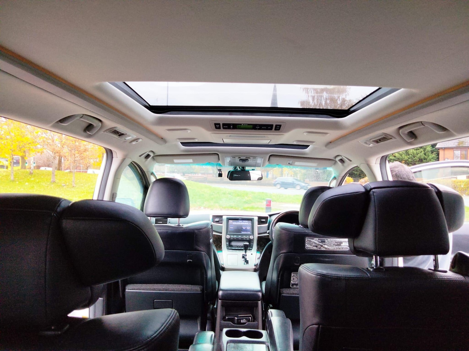 Used Toyota Vellfire for sale - 76512478: Photo 76