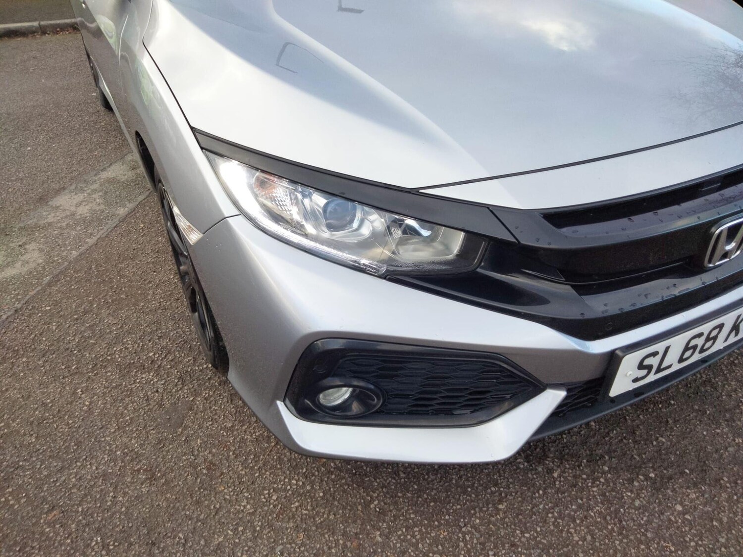 Used Honda Civic 2018 for sale - 77647597: Photo 20