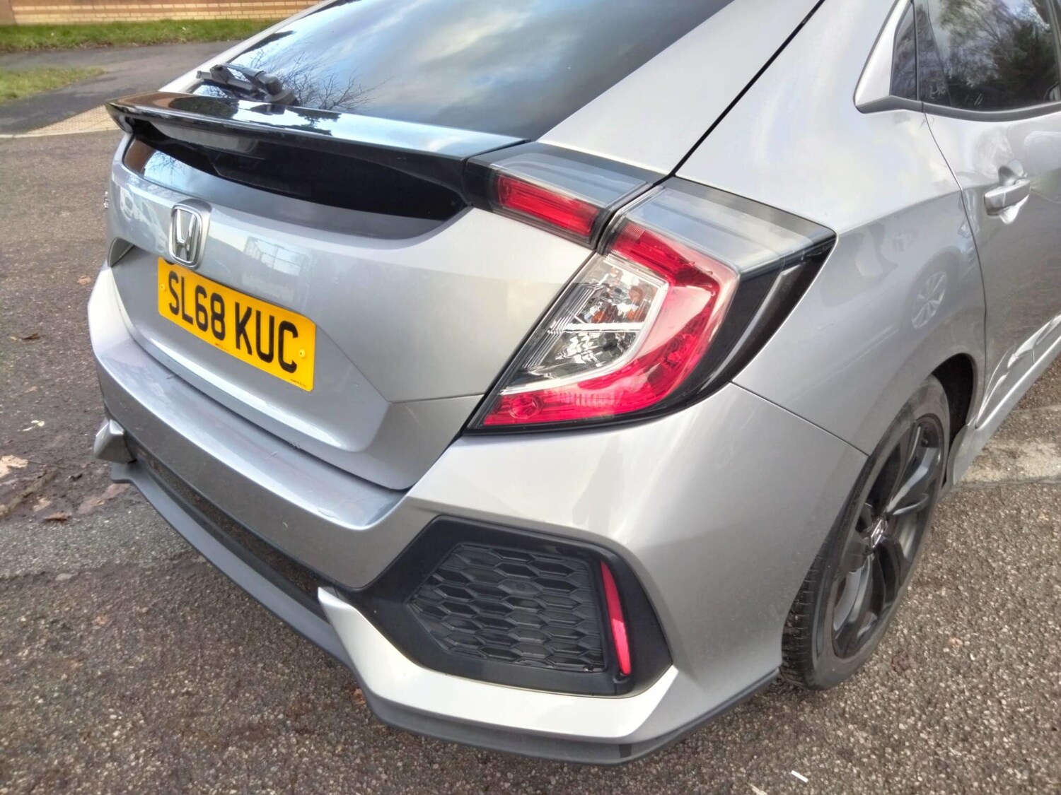 Used Honda Civic 2018 for sale - 77647597: Photo 22