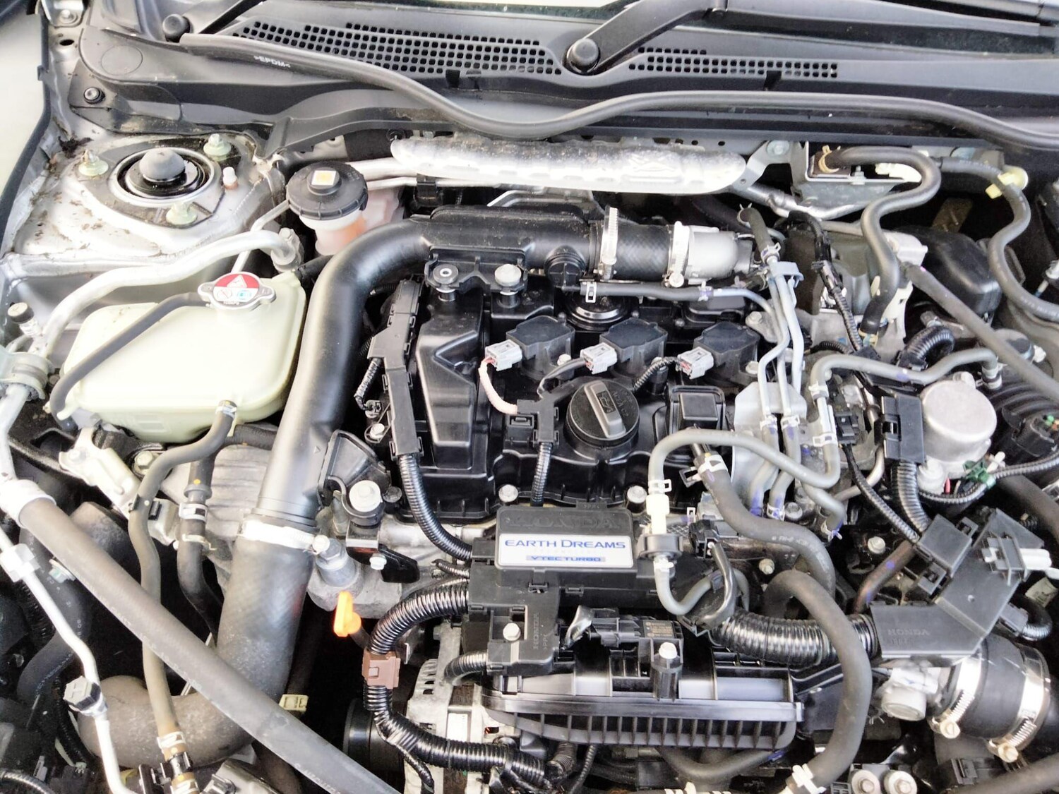 Used Honda Civic 2018 for sale - 77647597: Photo 48