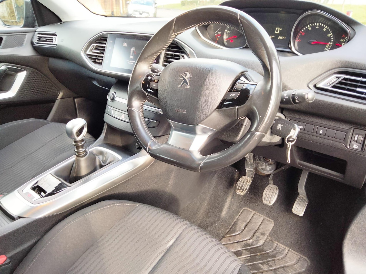 Used Peugeot 308 2014 for sale - 77647587: Photo 29