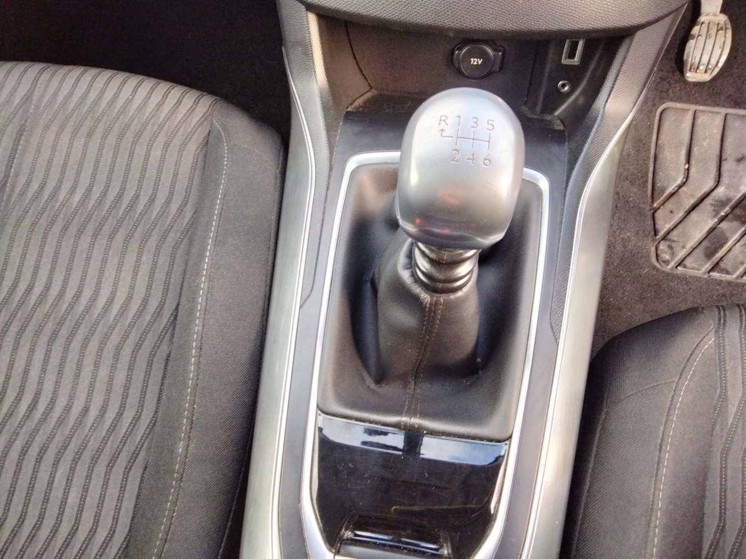 Used Peugeot 308 2014 for sale - 77647587: Photo 34