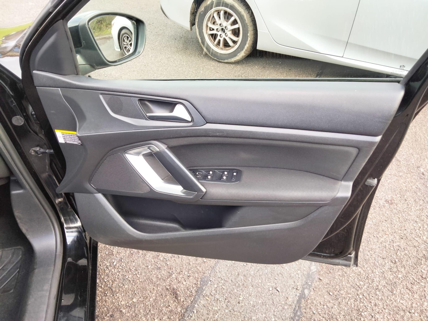 Used Peugeot 308 2014 for sale - 77647587: Photo 39