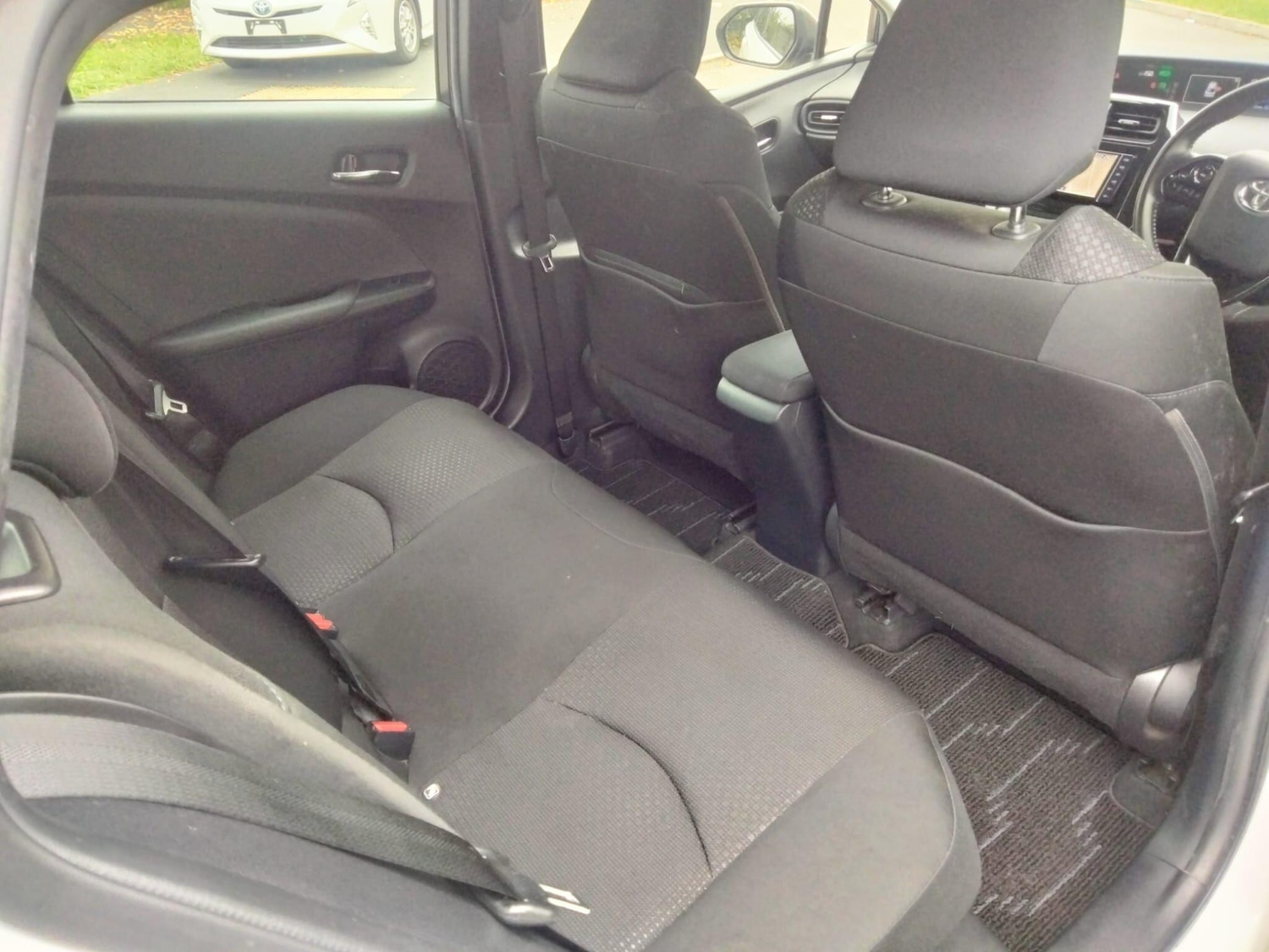 Used Toyota Prius 2025 for sale - 76549047: Photo 31