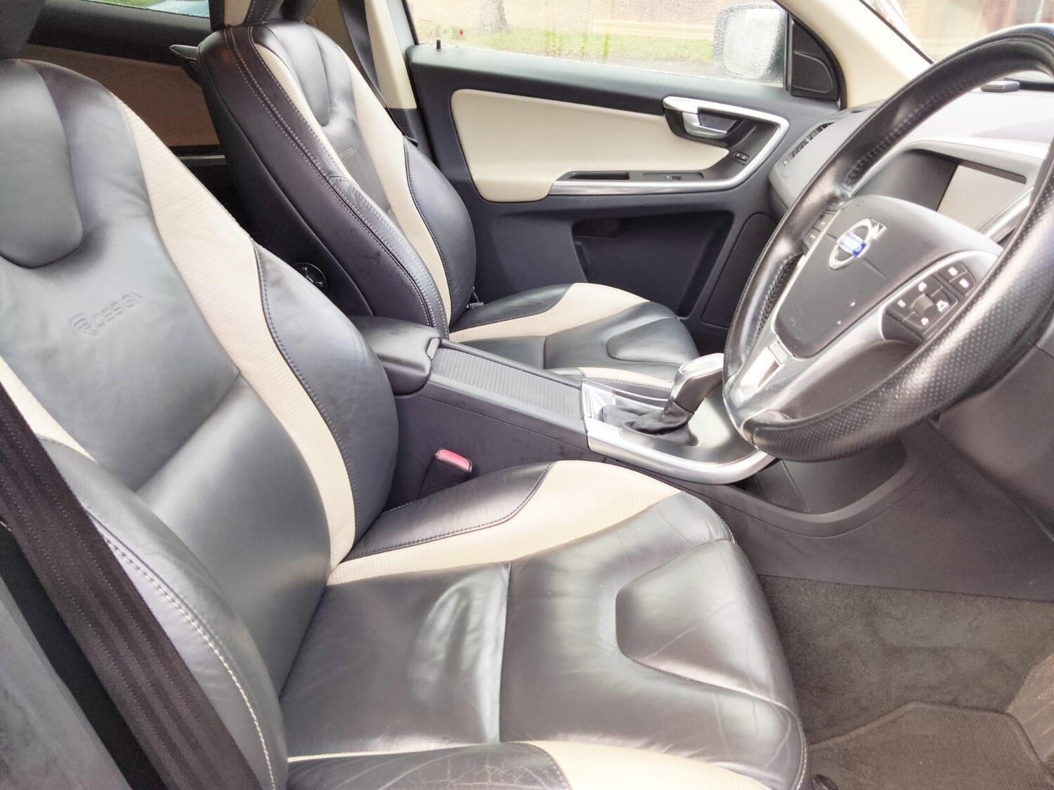 Used Volvo XC60 2025 for sale - 77647572: Photo 41