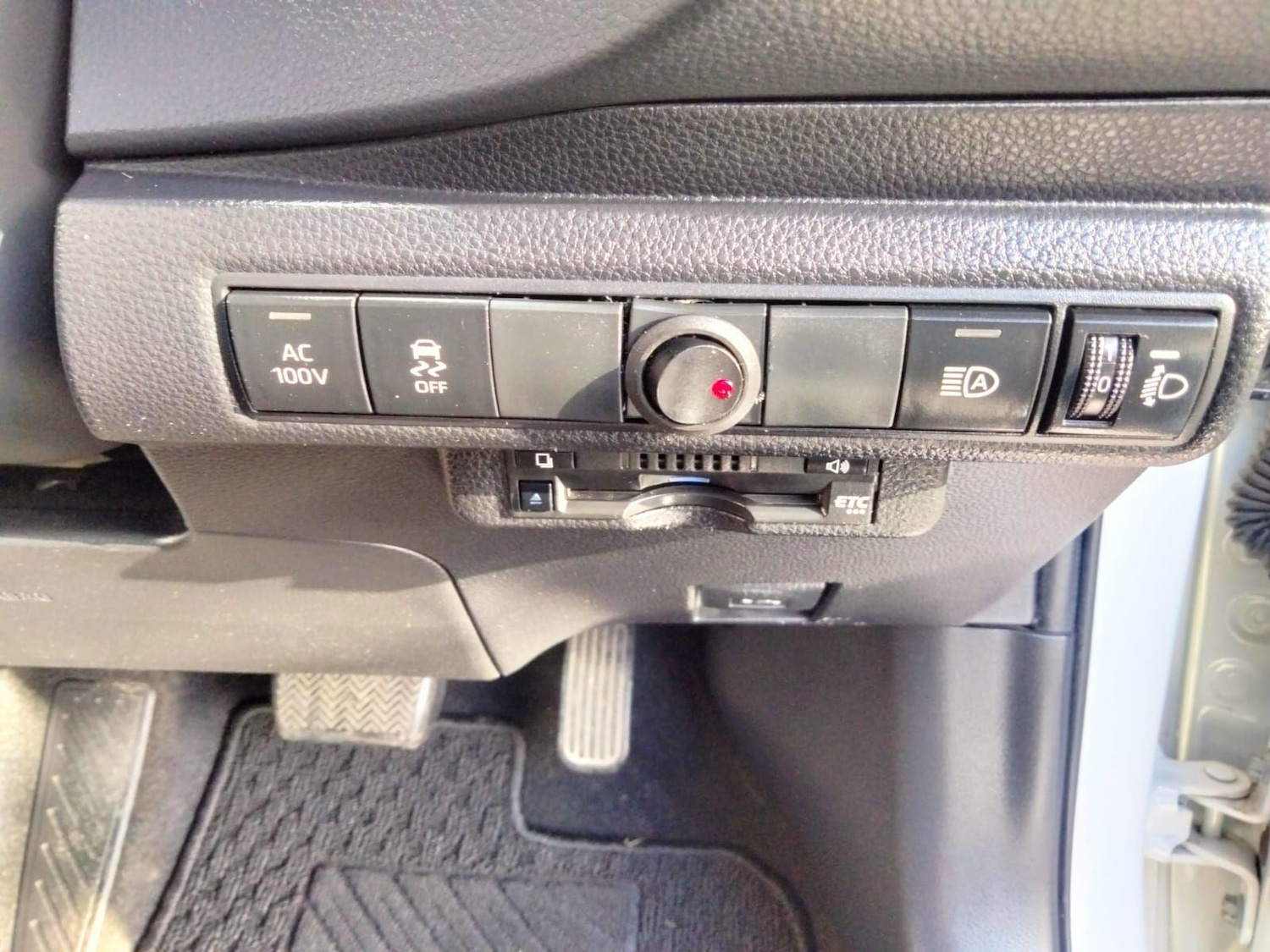 Used Toyota Corolla for sale - 76538063: Photo 31