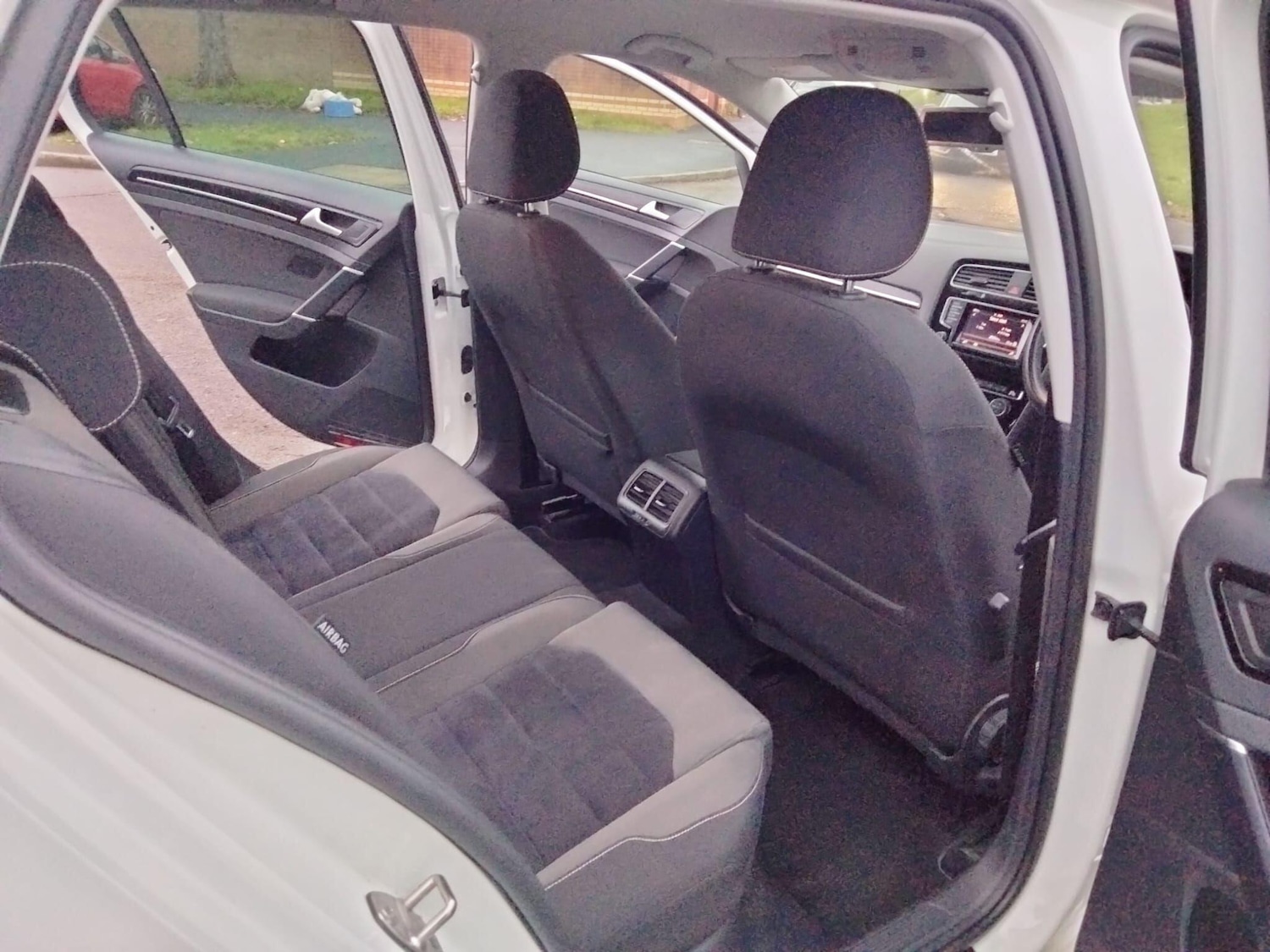 Used Volkswagen Golf 2025 for sale - 76735439: Photo 32