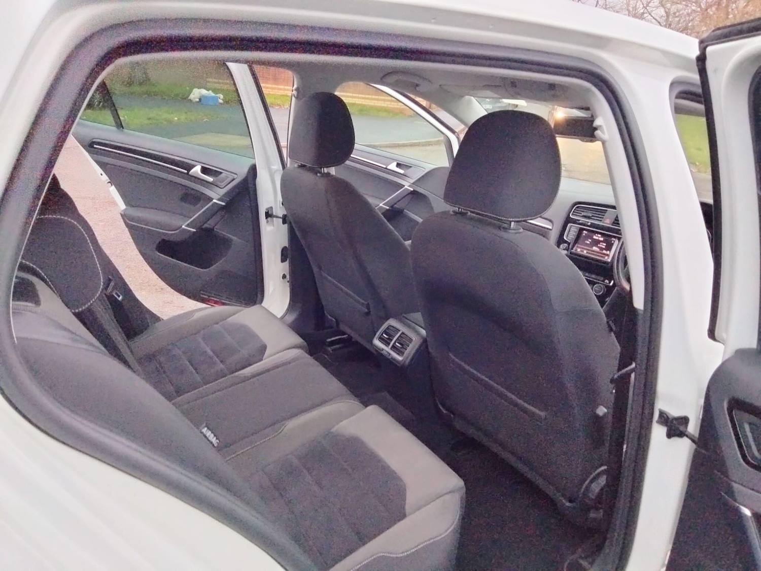 Used Volkswagen Golf 2025 for sale - 76735439: Photo 35