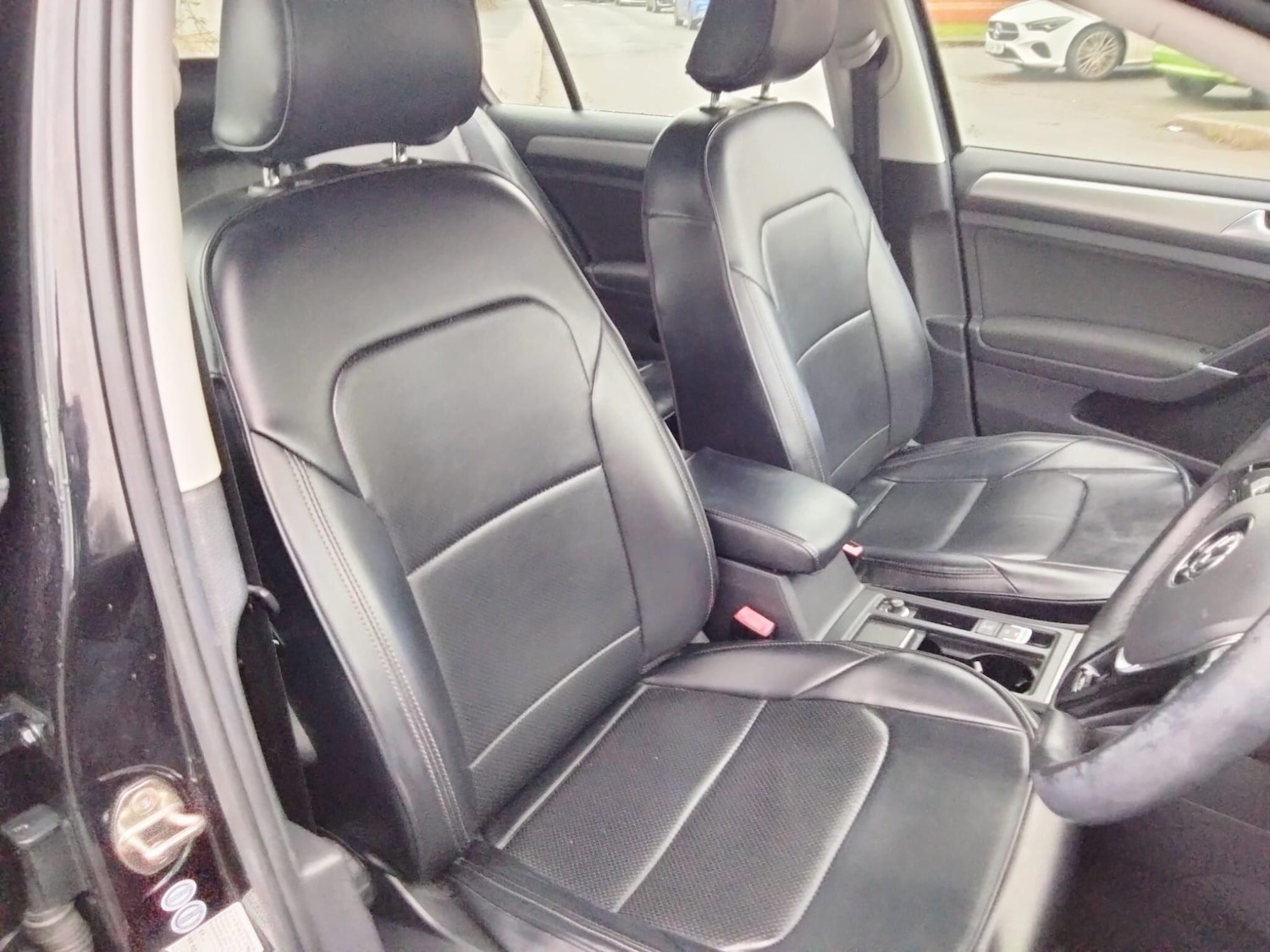 Used Volkswagen Golf 2025 for sale - 77040920: Photo 35