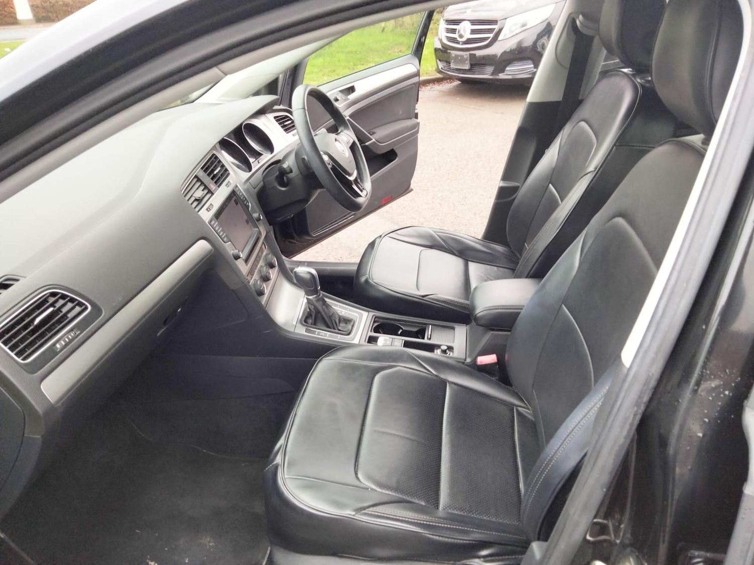 Used Volkswagen Golf 2025 for sale - 77040920: Photo 43