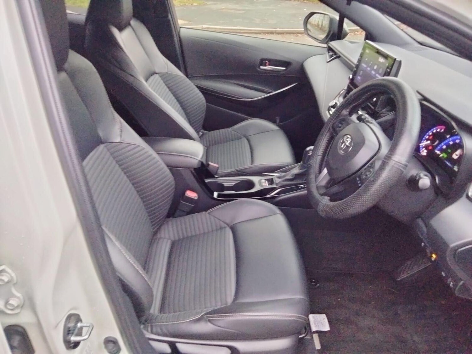 Used Toyota Corolla 2025 for sale - 77647584: Photo 36