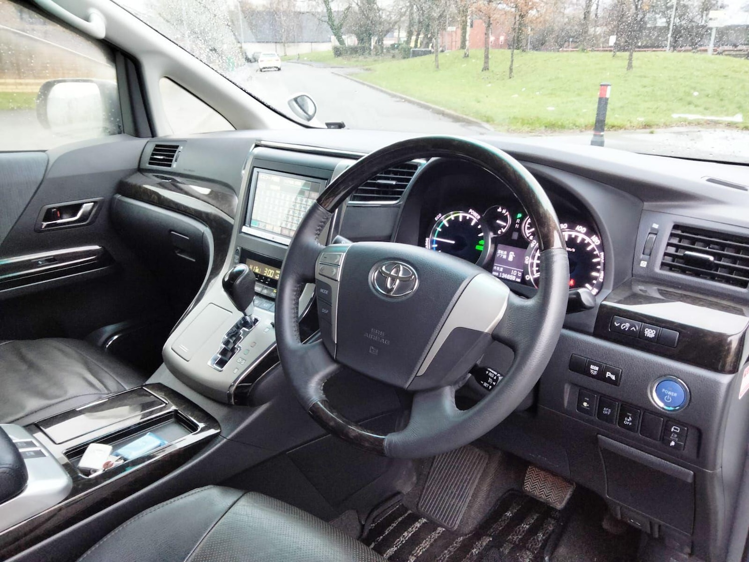 Used Toyota Vellfire 2025 for sale - 77647577: Photo 37