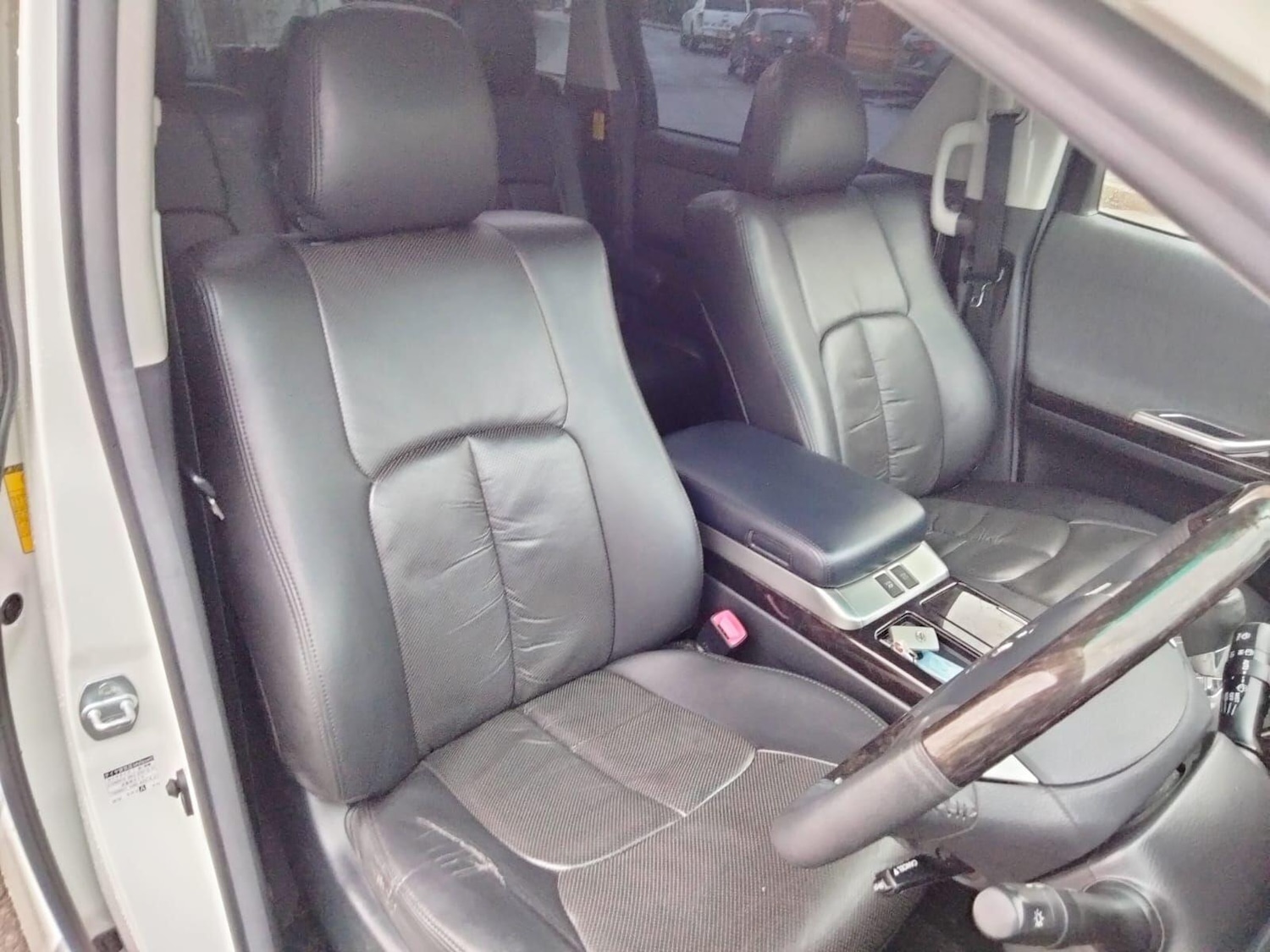 Used Toyota Vellfire 2025 for sale - 77647577: Photo 50