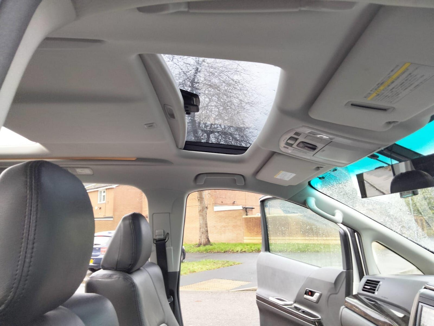 Used Toyota Vellfire 2025 for sale - 77647577: Photo 53