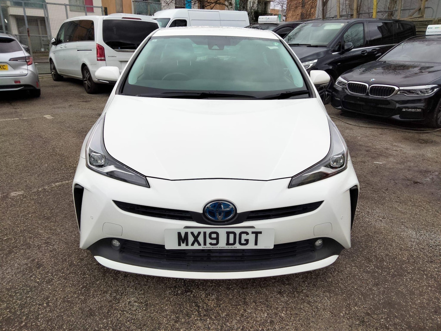 Used Toyota Prius 2026 for sale - 77647595: Photo 2