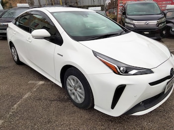 Used Toyota Prius 2019 for sale - 77647595: Photo