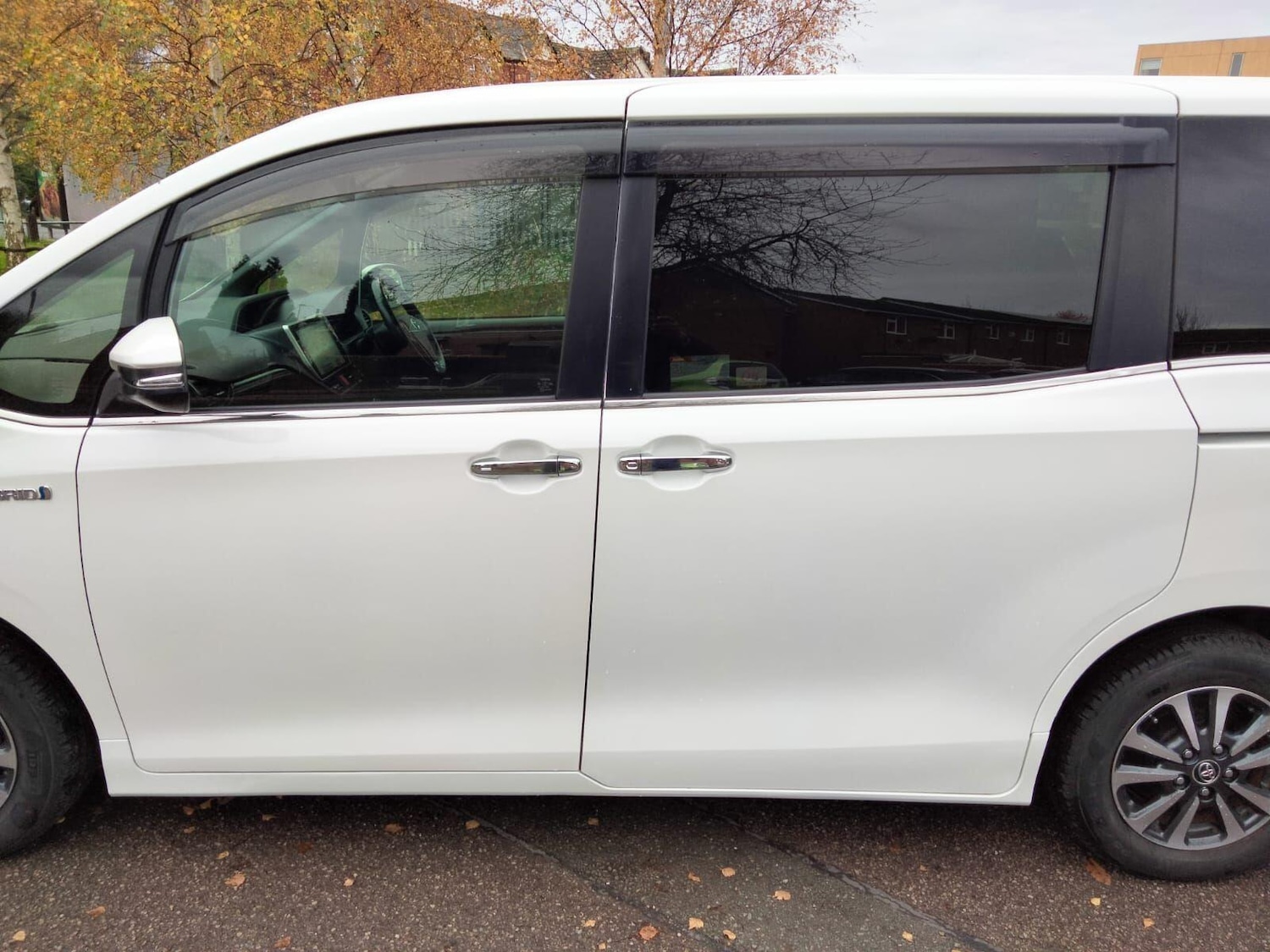 Used Toyota Voxy 2025 for sale - 76550414: Photo 15