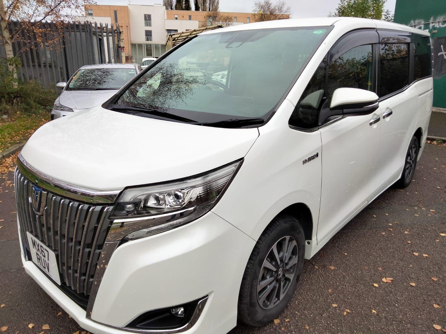 Used Toyota Voxy 2025 for sale - 76550414: Photo 17