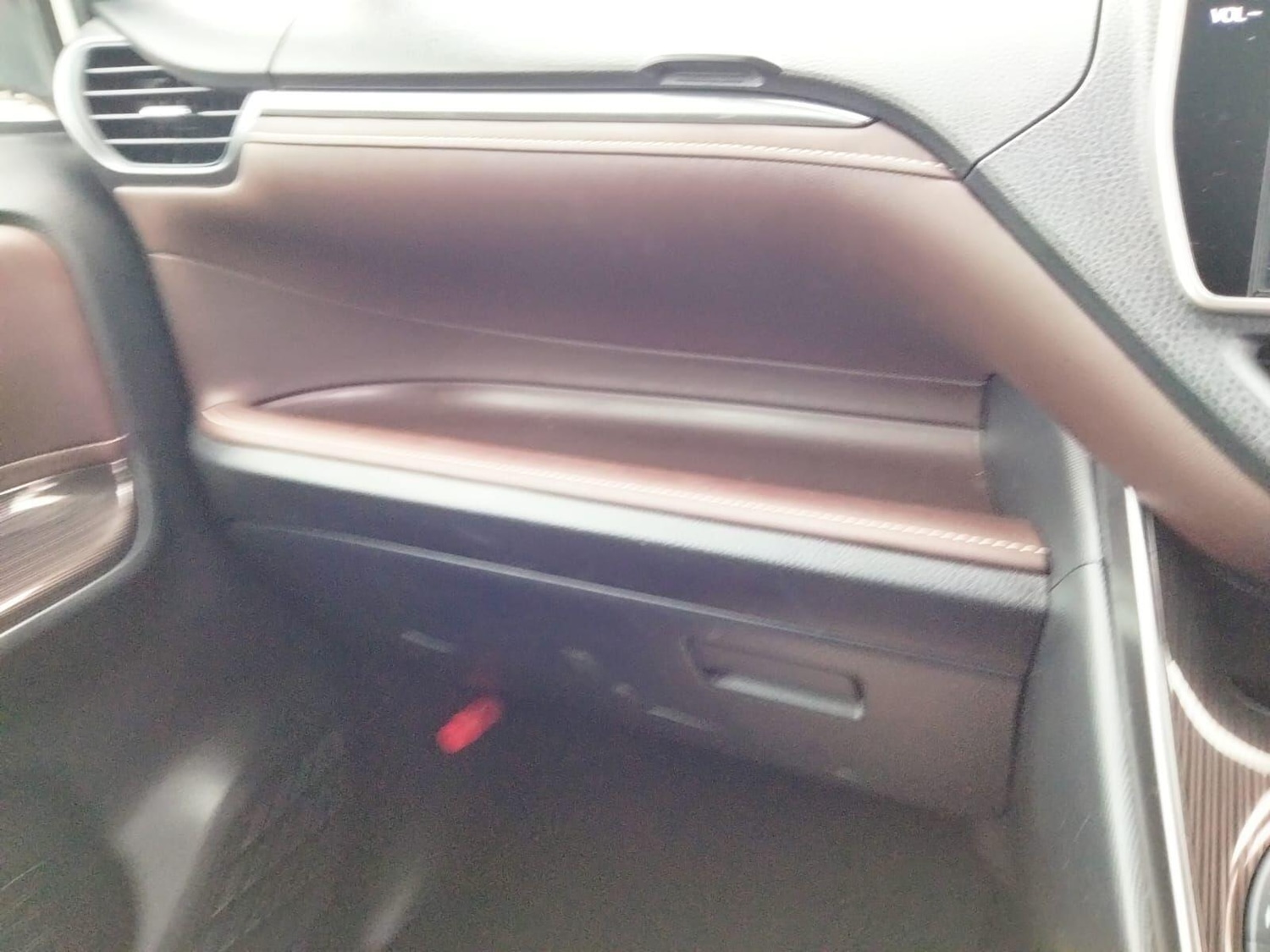 Used Toyota Voxy 2025 for sale - 76550414: Photo 41