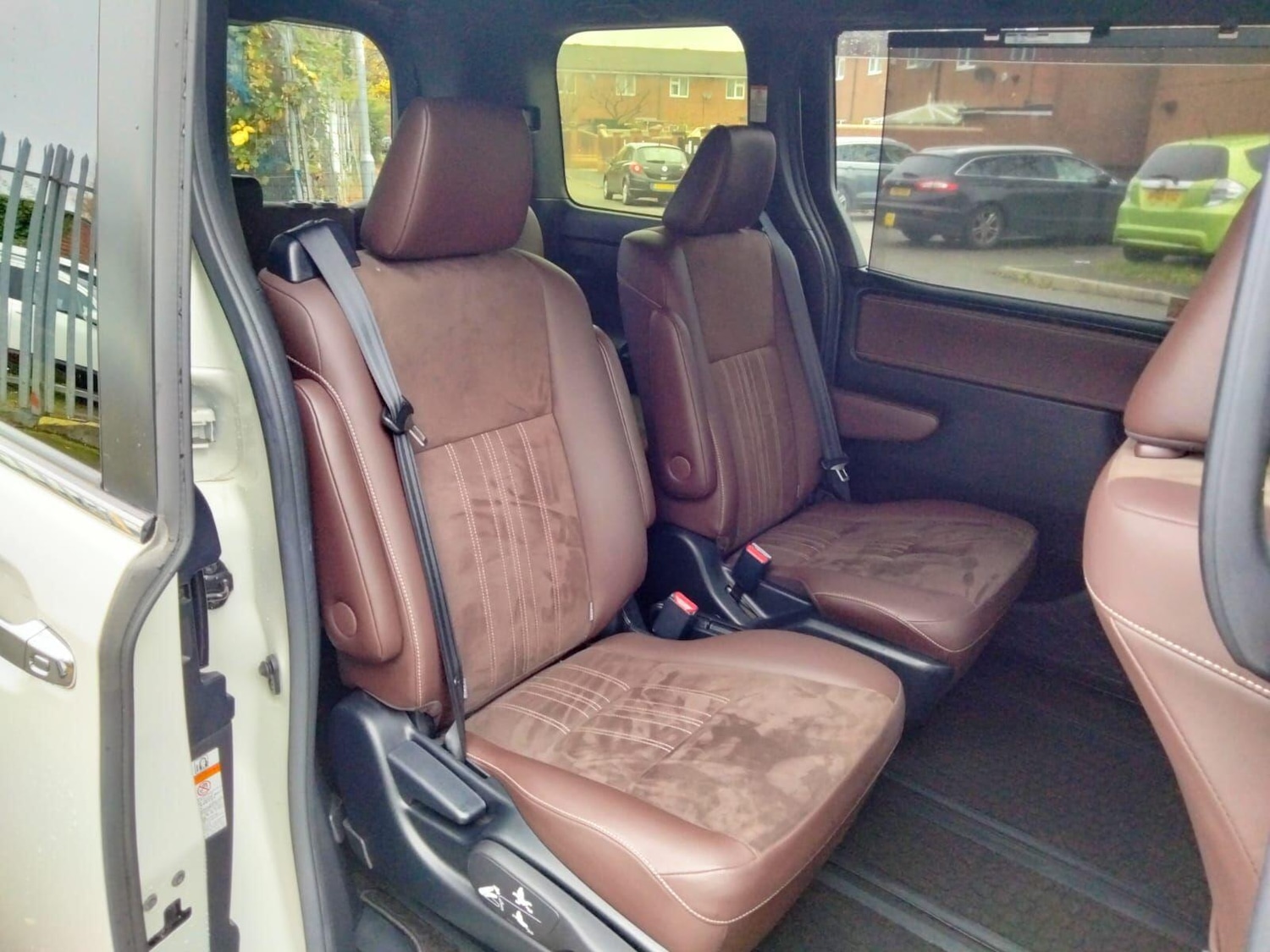 Used Toyota Voxy 2025 for sale - 76550414: Photo 44