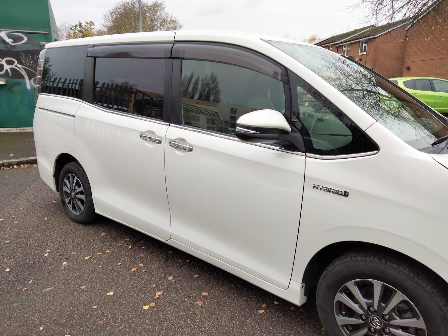 Used Toyota Voxy 2025 for sale - 76550414: Photo 5