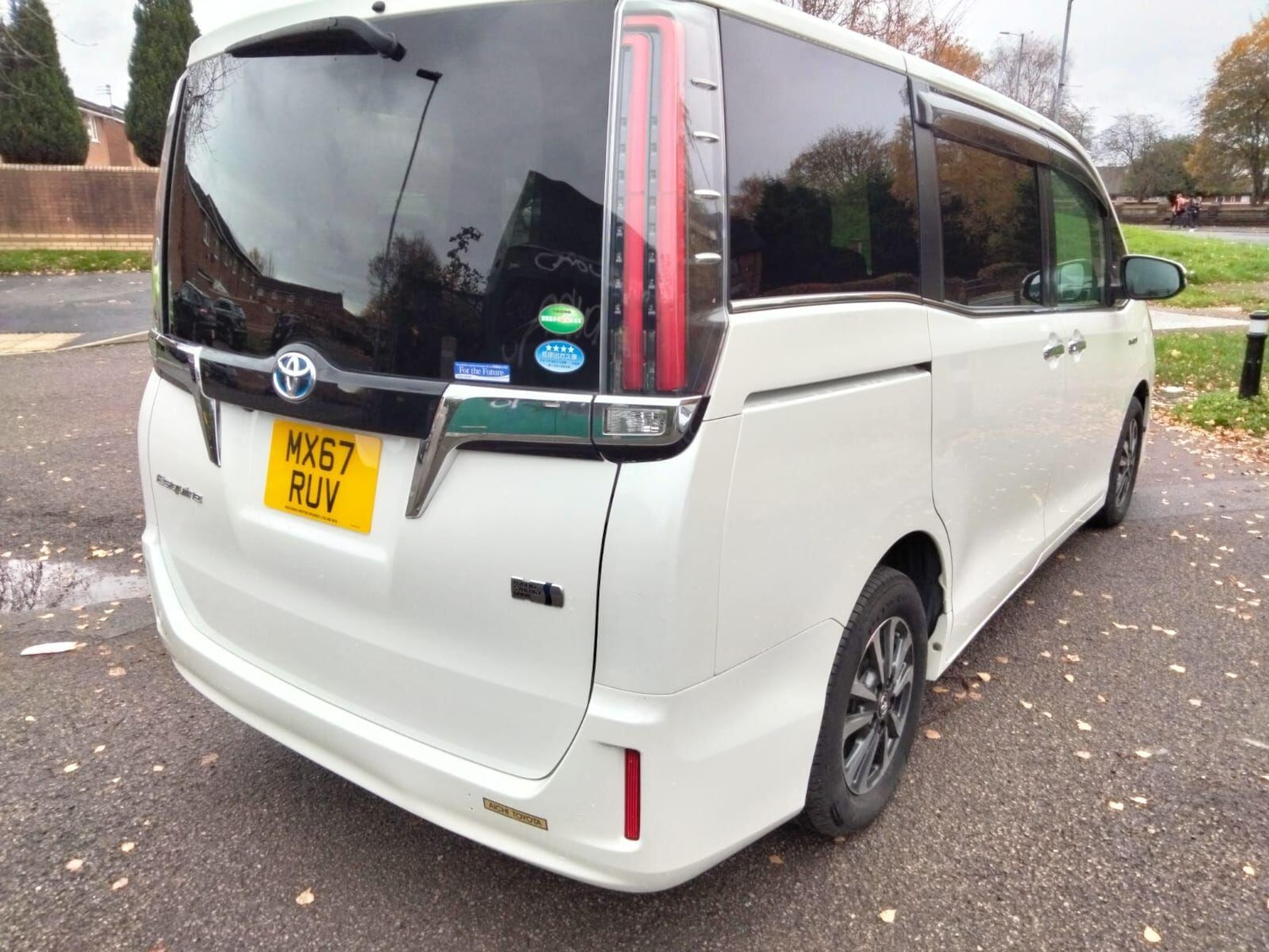 Used Toyota Voxy 2025 for sale - 76550414: Photo 9