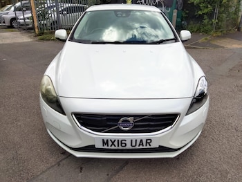 Used Volvo V40 2016 for sale - 78923235: Photo