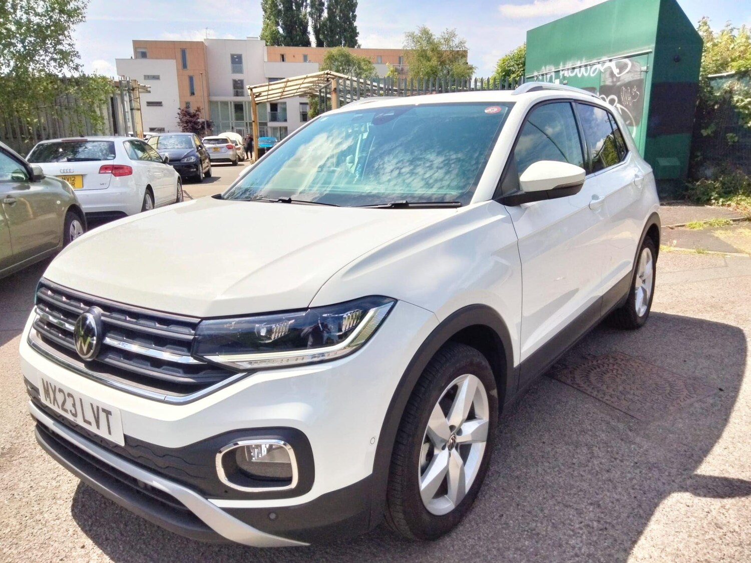 Used Volkswagen T-Cross 2025 for sale - 77647570: Photo 15