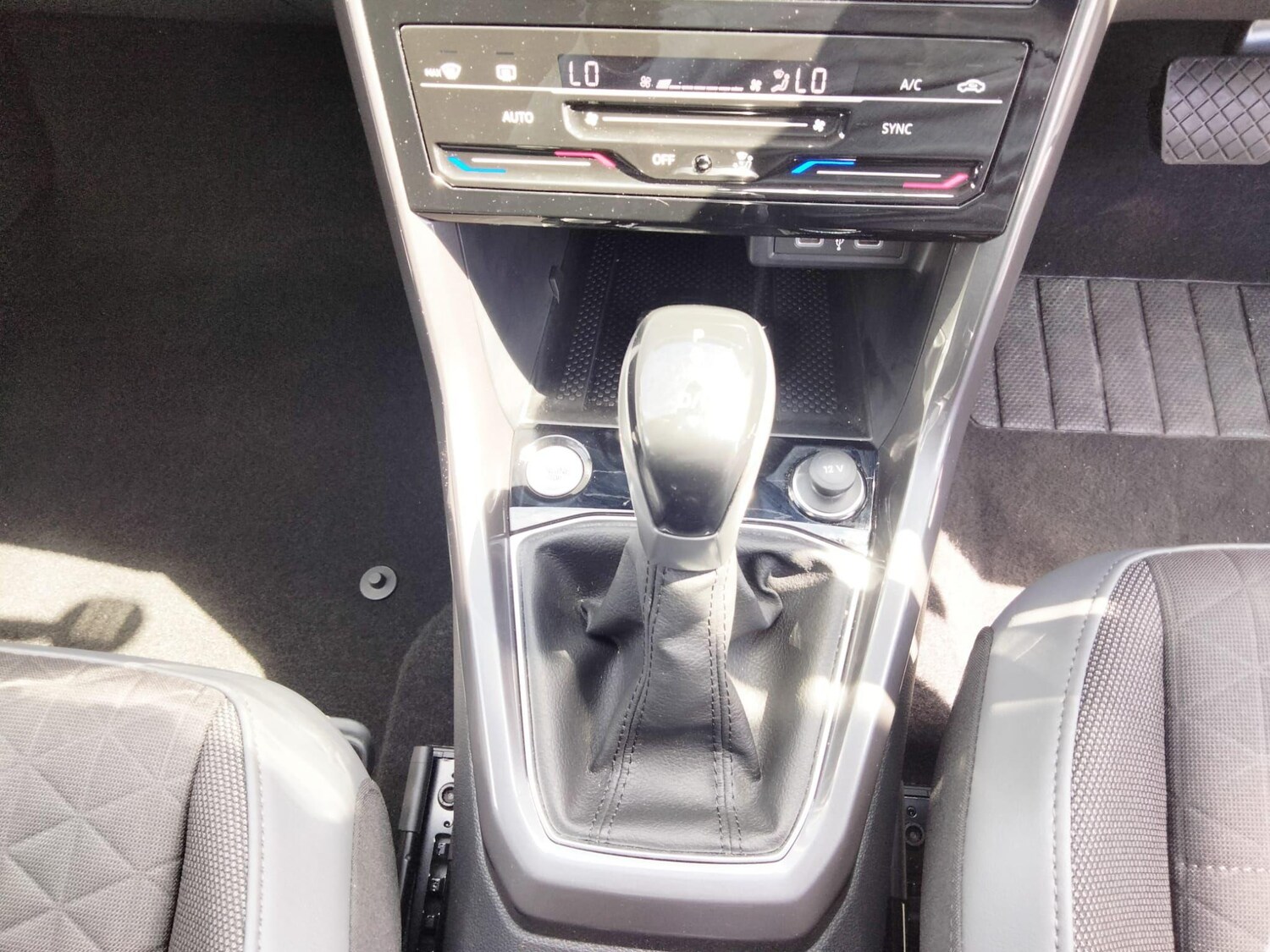 Used Volkswagen T-Cross 2025 for sale - 77647570: Photo 28