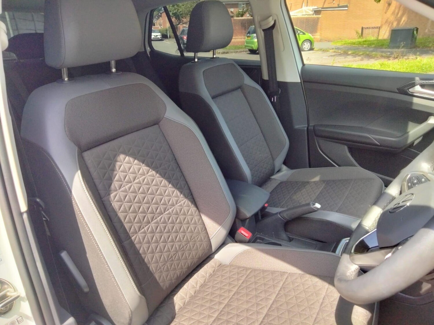 Used Volkswagen T-Cross 2025 for sale - 77647570: Photo 31