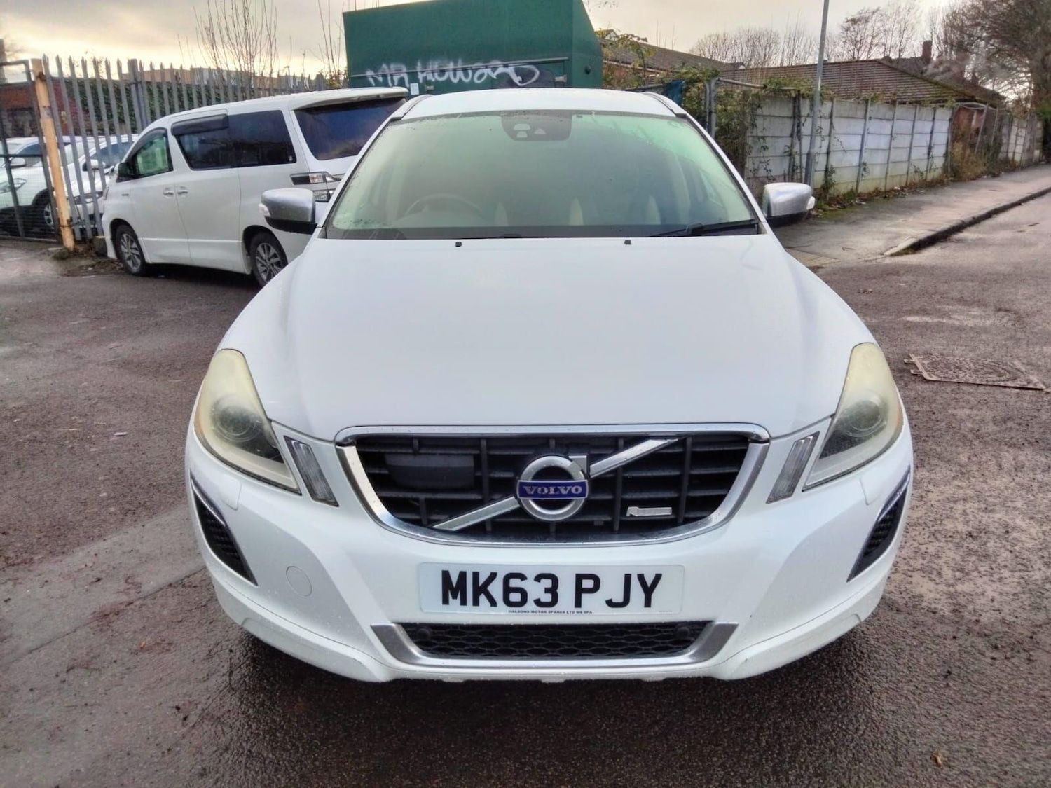 Used Volvo XC60 for sale - 76866440: Photo 3