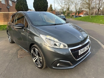 Used Peugeot 208 2017 for sale - 78670922: Photo