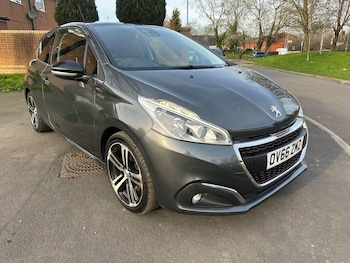 Used Peugeot 208 2017 for sale - 78670922: Photo
