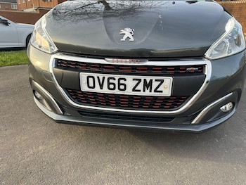 Used Peugeot 208 2017 for sale - 78670922: Photo