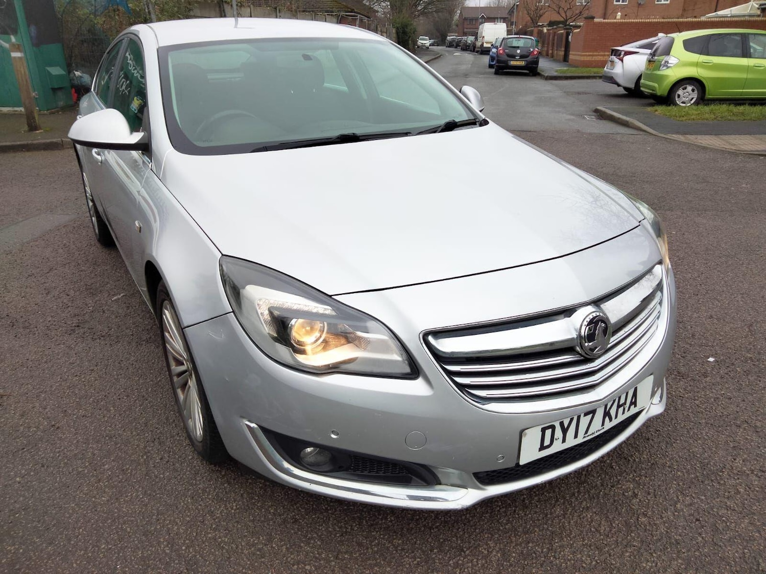 Used Vauxhall Insignia 2017 for sale - 77647596: Photo 3