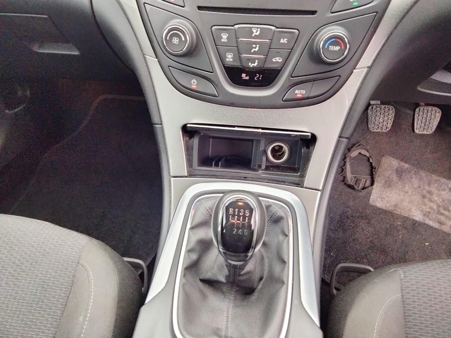 Used Vauxhall Insignia 2017 for sale - 77647596: Photo 32