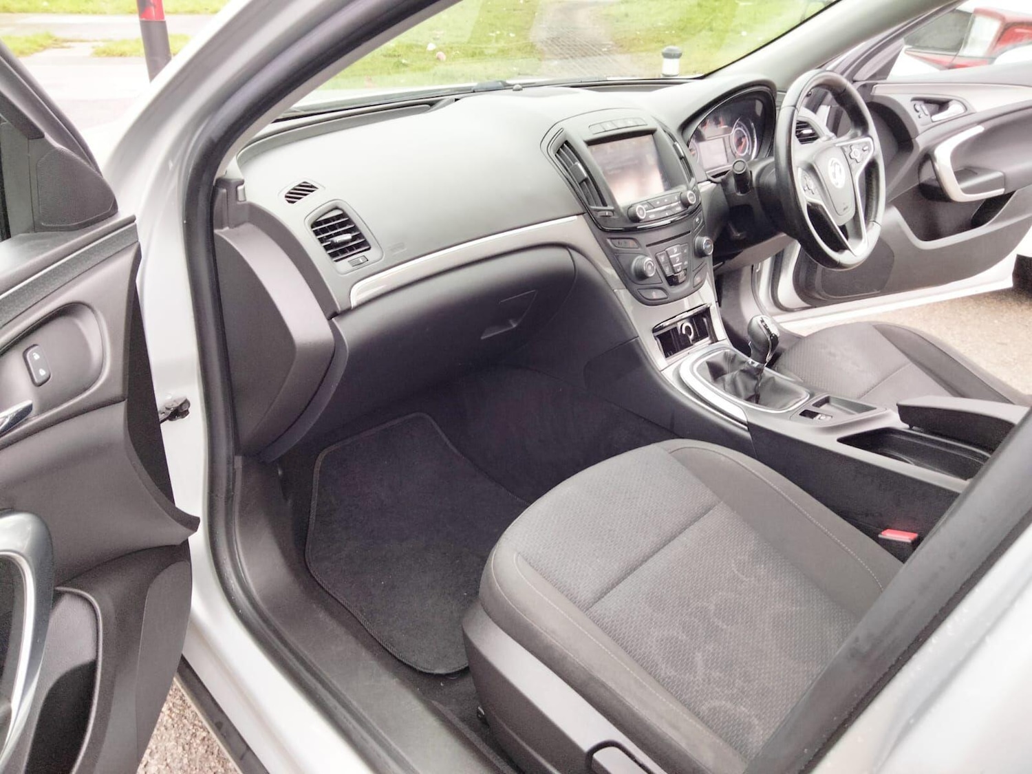 Used Vauxhall Insignia 2017 for sale - 77647596: Photo 42