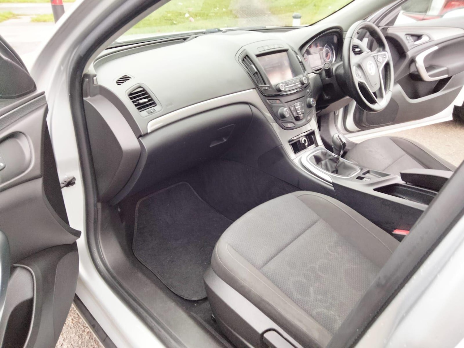 Used Vauxhall Insignia 2017 for sale - 77647596: Photo 43