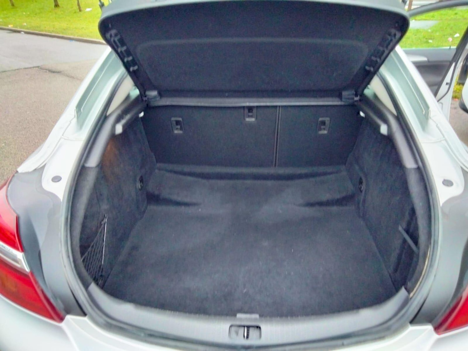 Used Vauxhall Insignia 2017 for sale - 77647596: Photo 44