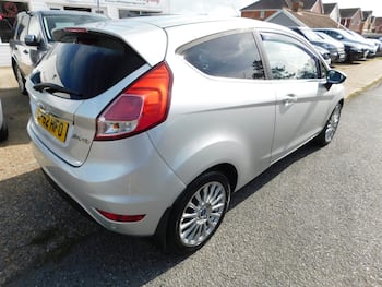 Used Ford Fiesta 2013 for sale - 79761454: Photo